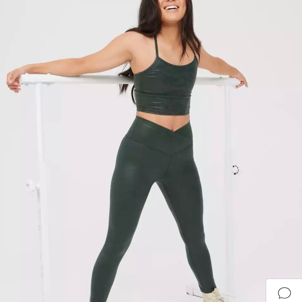 OFFLINE Black Shine High Waisted Crossover Legging